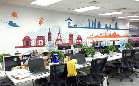 黄平教你设计办公室墙绘的方法。